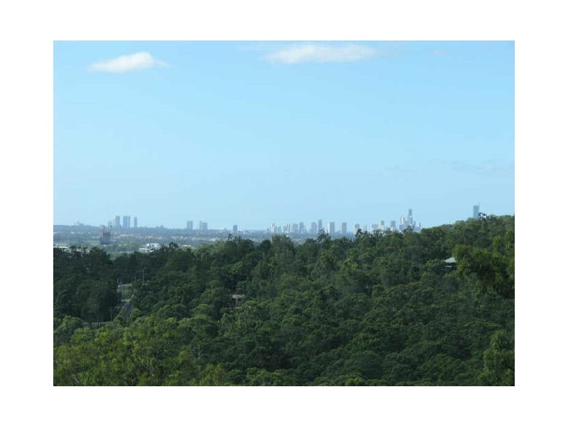 10 Roxby Court, Bonogin QLD 4213