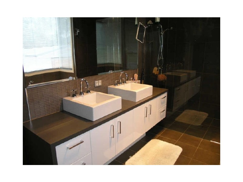 69 Fern Tree Gully, Willow Vale QLD 4209