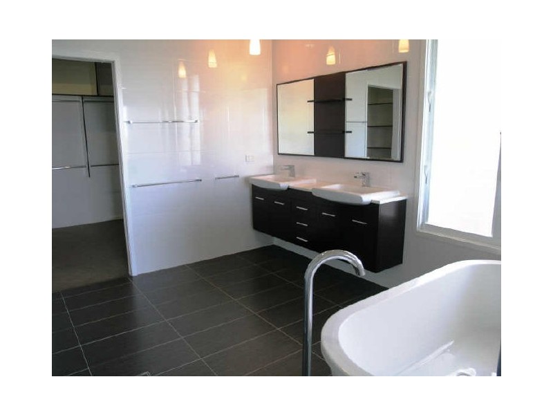 29C Baileys Road, Tallai QLD 4213