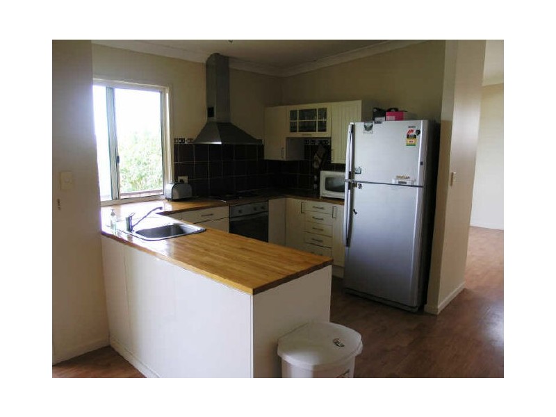 8 CHILLAGOE PLACE, Worongary QLD 4213