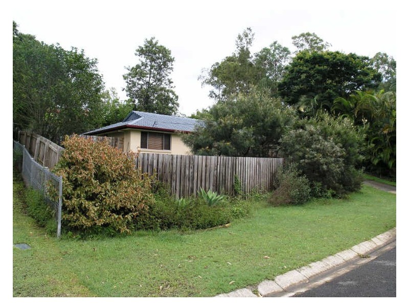 8 Acoma Tce, Mudgeeraba QLD 4213