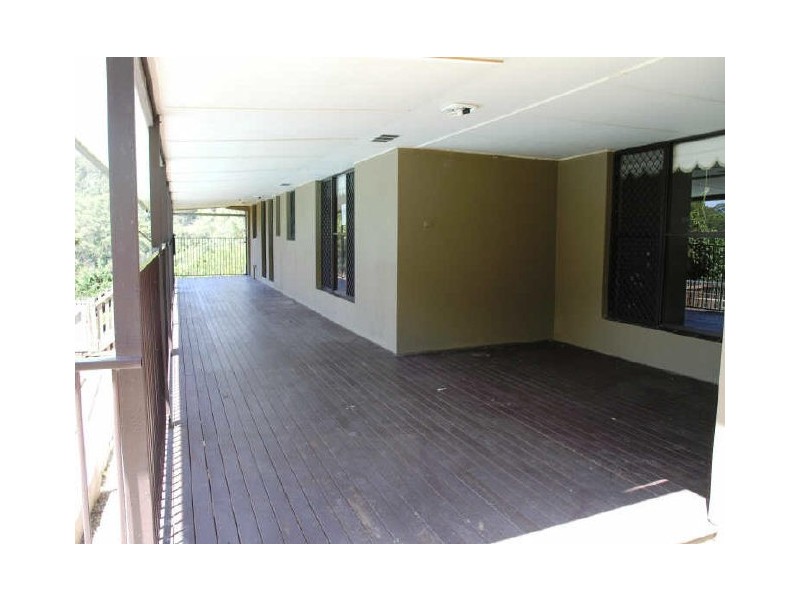 4 Warra Ct, Mudgeeraba QLD 4213