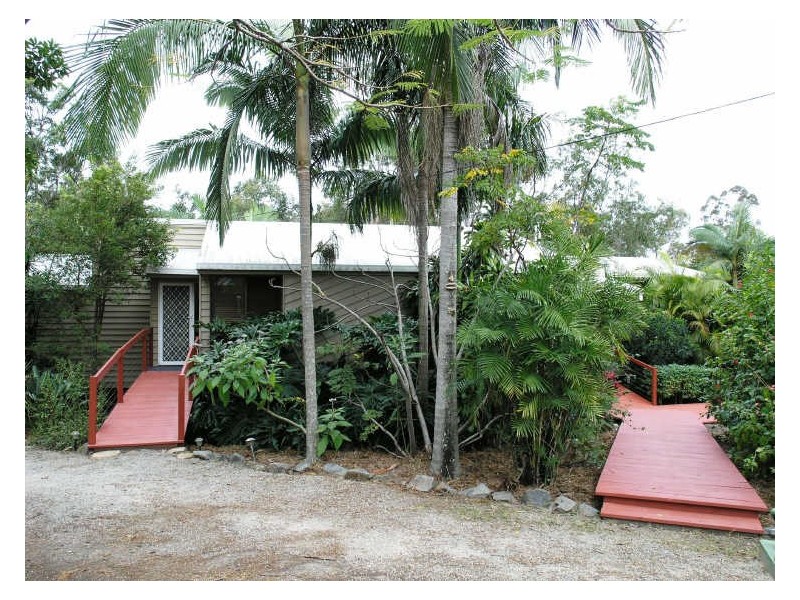 6 William Hollindale Ct, Worongary QLD 4213