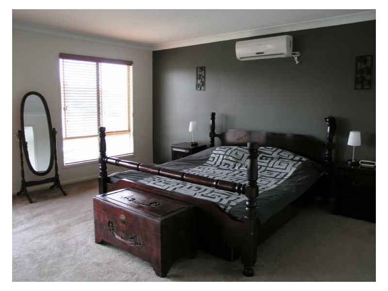 3 Bedivere Ct, Ormeau QLD 4208