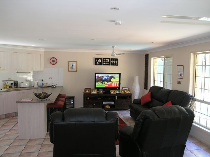 88 Thorngate Drive, Robina QLD 4226