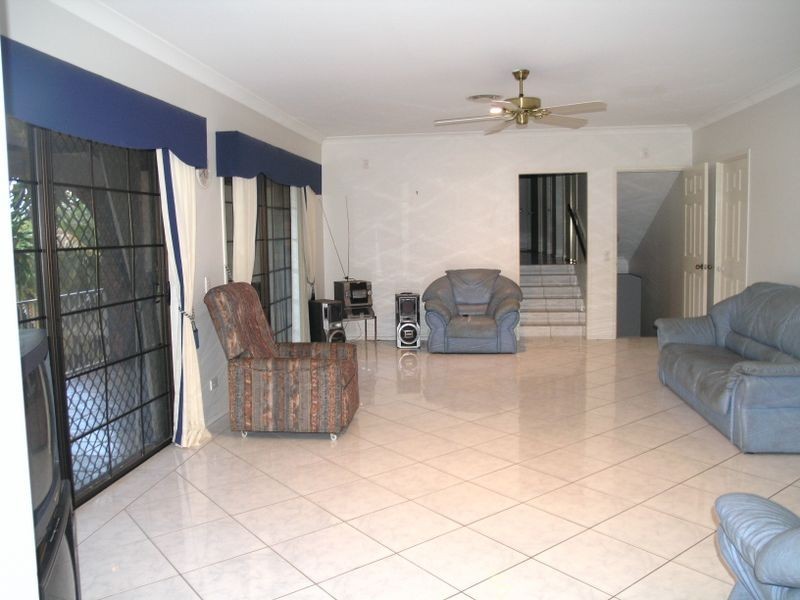 9 Bagan Ct, Mudgeeraba QLD 4213