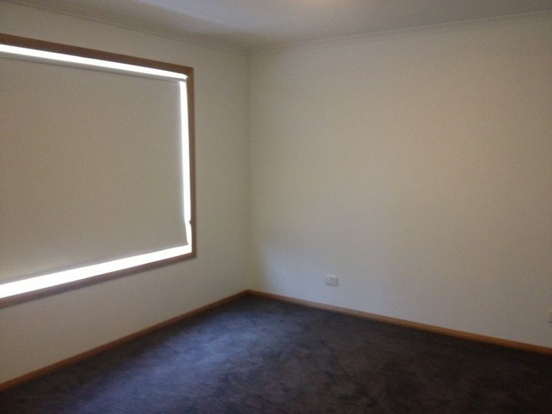 2/52 Main Street, Penguin TAS 7316