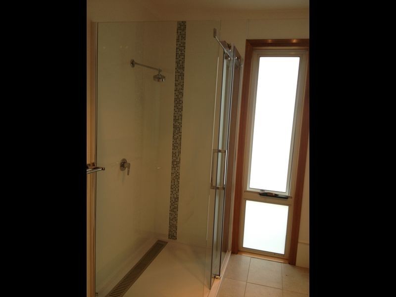 2/52 Main Street, Penguin TAS 7316