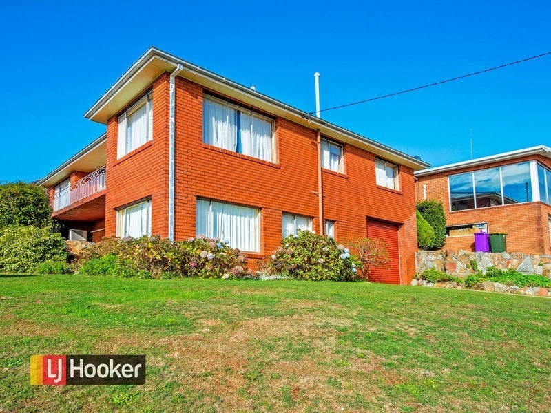 1 Churchill Avenue, Acton TAS 7320