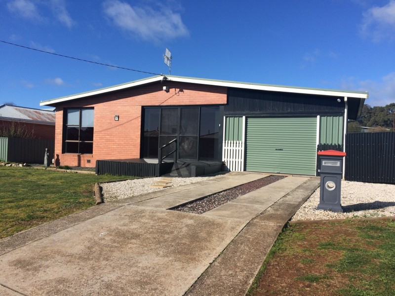 10 Roslyn Avenue, Romaine TAS 7320