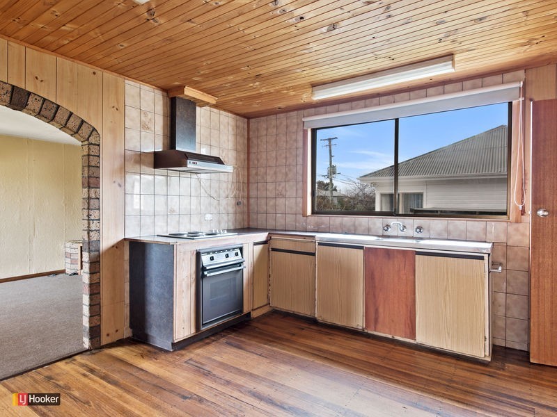 18 Rekuna Road, Penguin TAS 7316