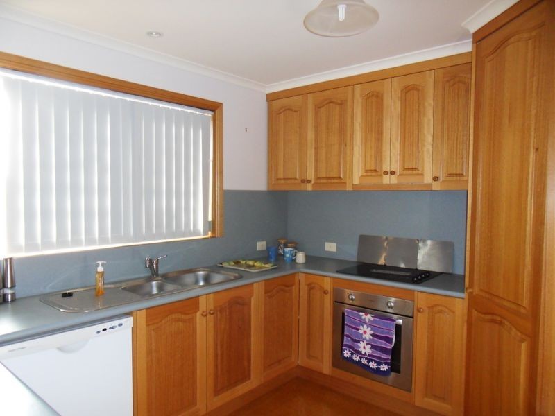 2/6 Stevens Place, Burnie TAS 7320