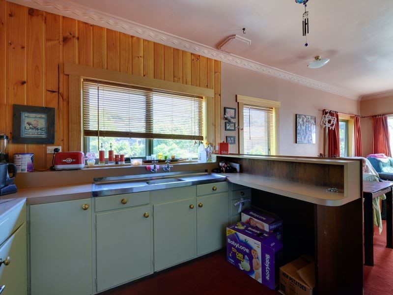 144 Mount Street, Burnie TAS 7320