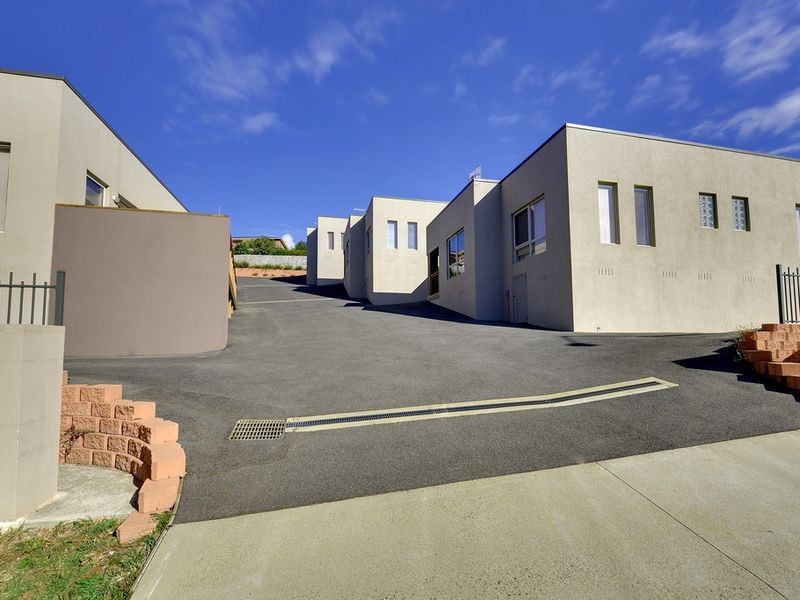 Unit 4/10-12 Sebastian Court, Burnie TAS 7320