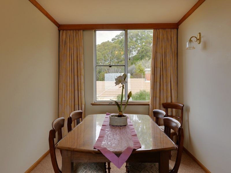 8/3 Vernon Place, Burnie TAS 7320