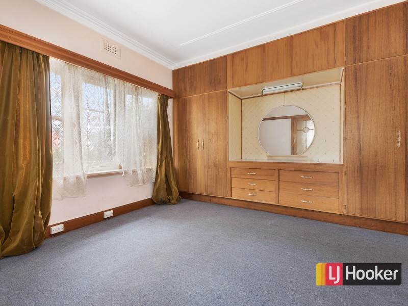 8 Turrung Street, Cooee TAS 7320