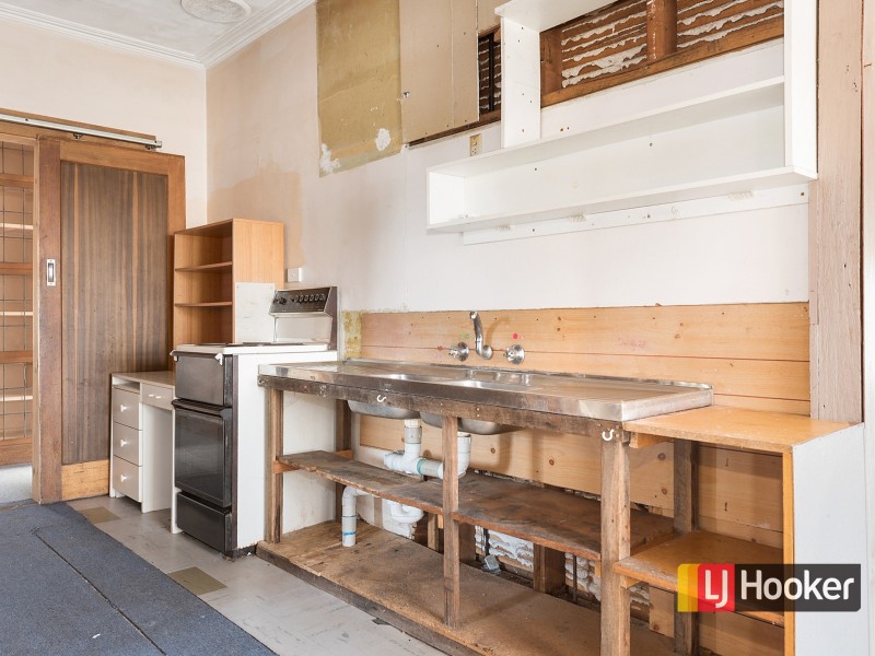 8 Turrung Street, Cooee TAS 7320