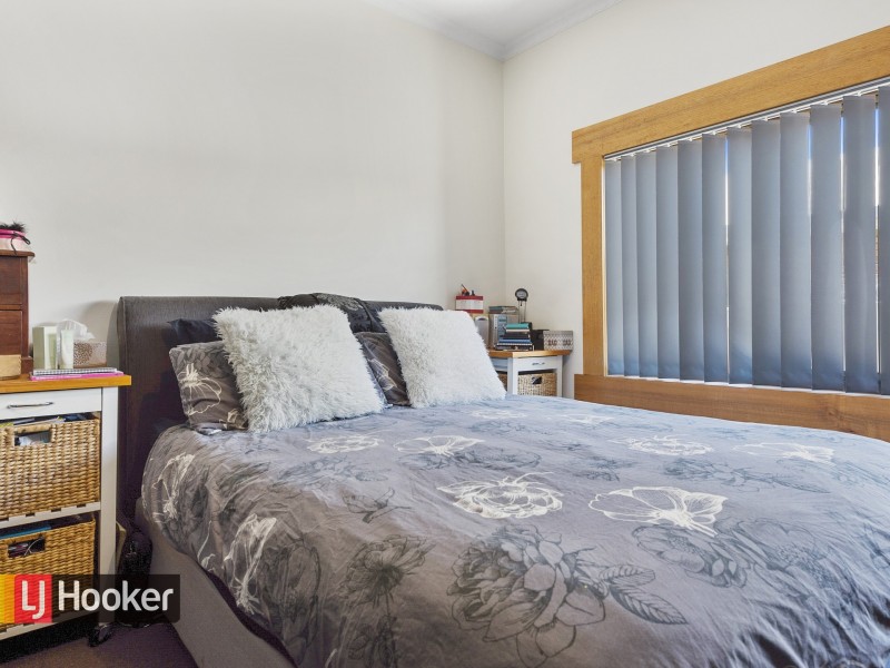 8 Morris Street, Cooee TAS 7320