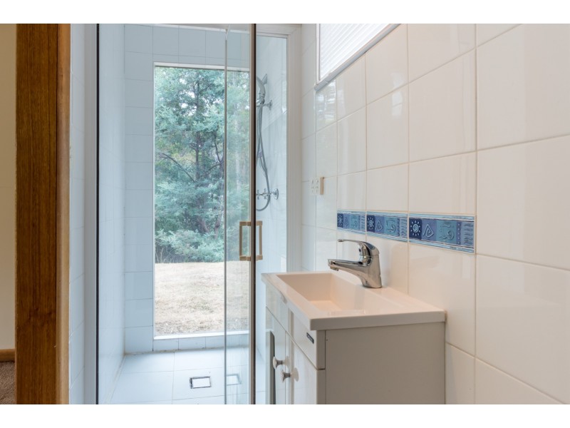 60 Leatherwood Drive, Penguin TAS 7316