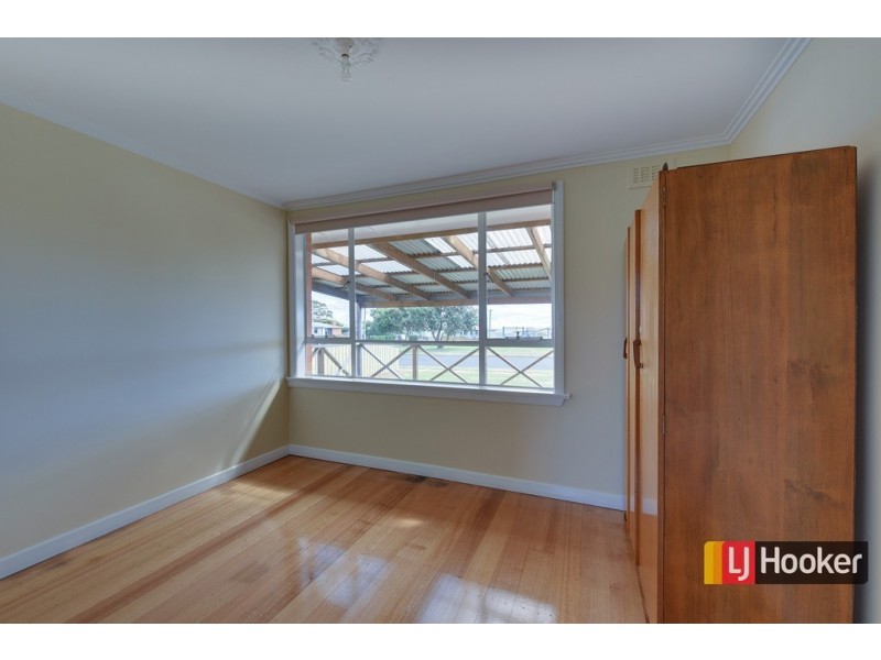 6 Ronald Crescent, Somerset TAS 7322