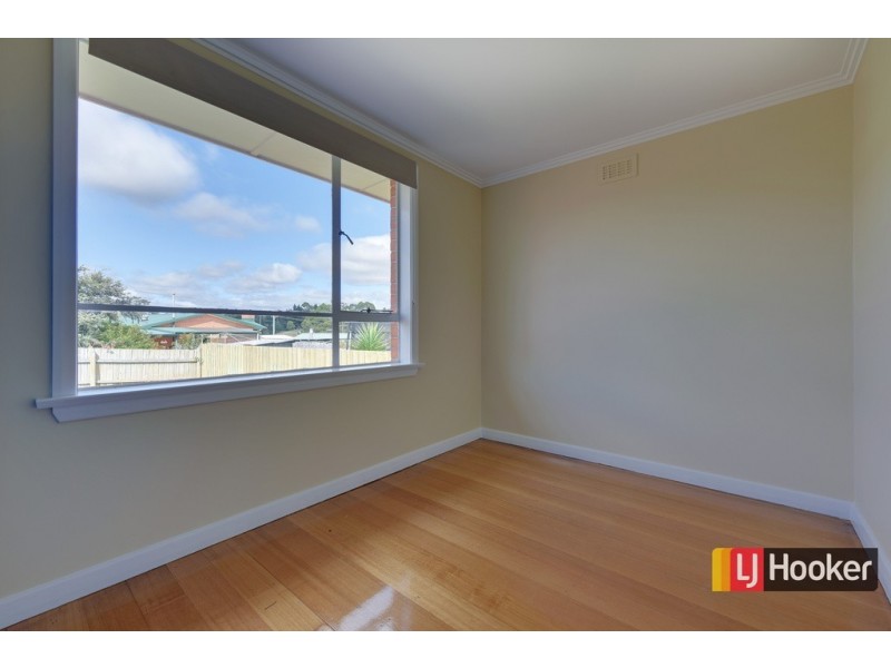6 Ronald Crescent, Somerset TAS 7322