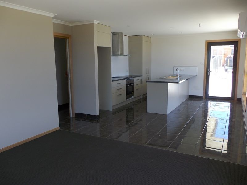 1/16 Mark Street, Burnie TAS 7320