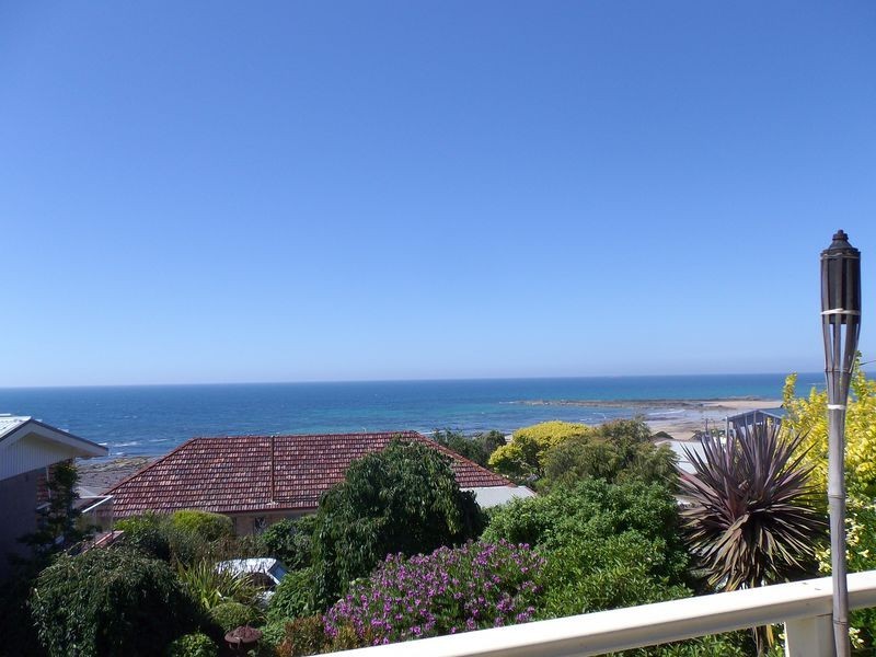 1 Leonard Court, Cooee TAS 7320