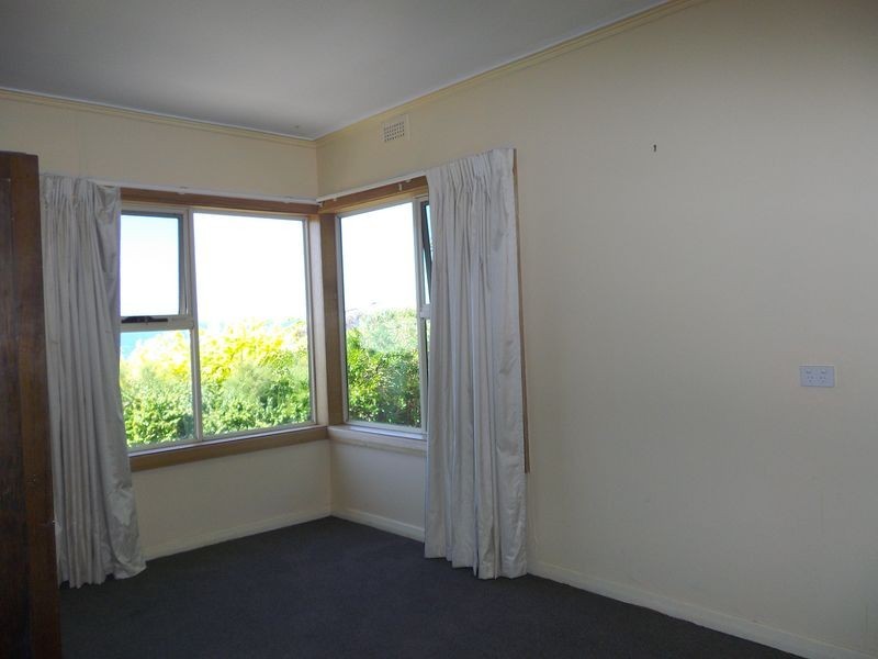 1 Leonard Court, Cooee TAS 7320