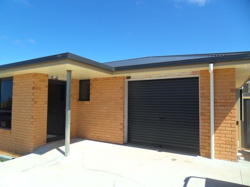 2/16 Mark Street, Burnie TAS 7320