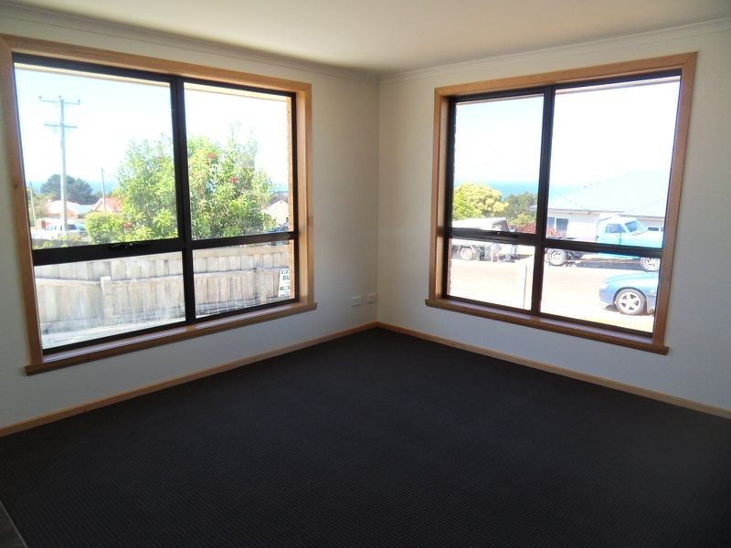 2/16 Mark Street, Burnie TAS 7320