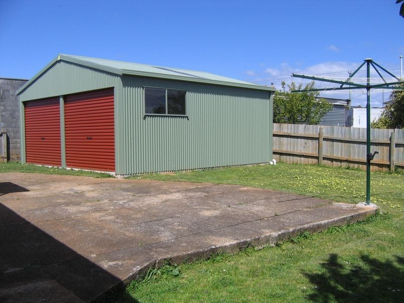 6 Ronald Crescent, Somerset TAS 7322