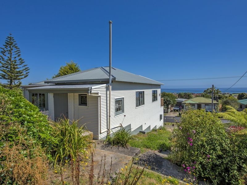 40 Pelissier Street, Somerset TAS 7322