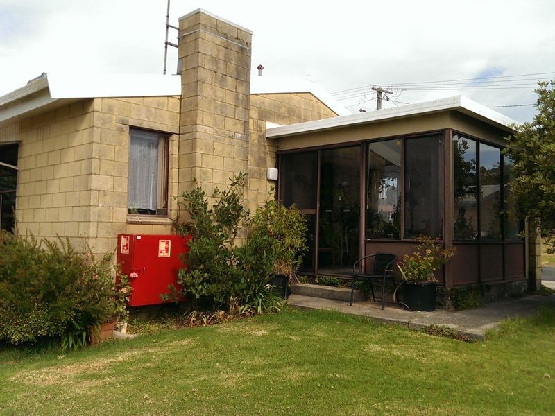 4 Lions Crescent, Park Grove TAS 7320