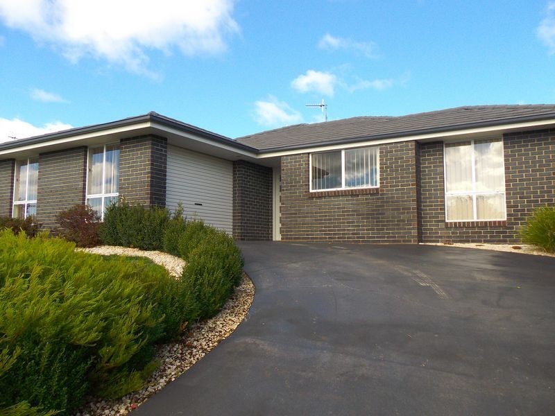 24 Wingrove Gardens, Shorewell Park TAS 7320