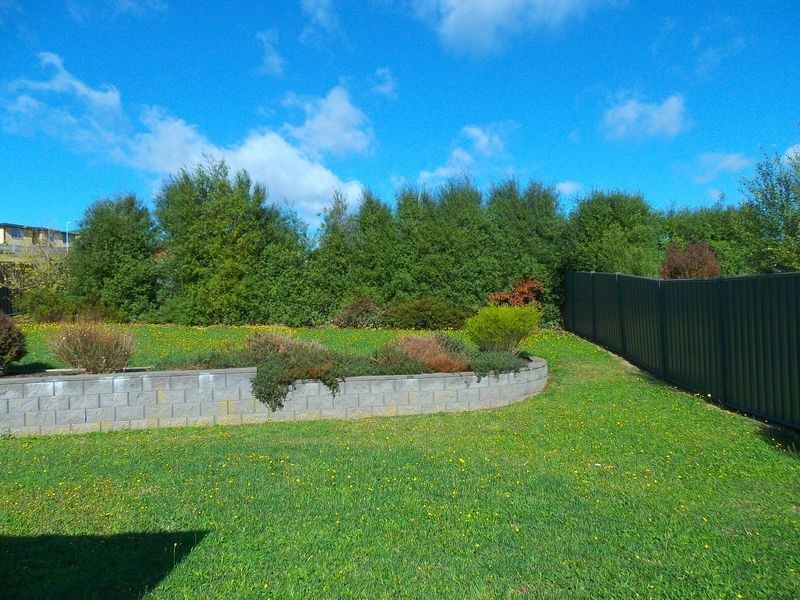 24 Wingrove Gardens, Shorewell Park TAS 7320