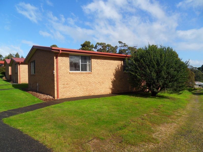 2 Rotary Drive, Park Grove TAS 7320