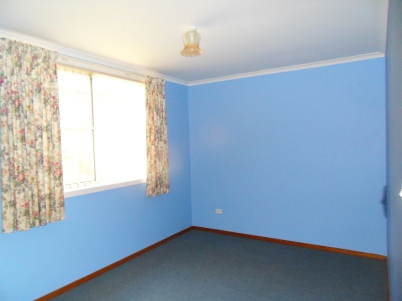 2 Rotary Drive, Park Grove TAS 7320