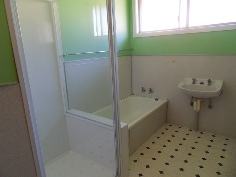 2 Rotary Drive, Park Grove TAS 7320