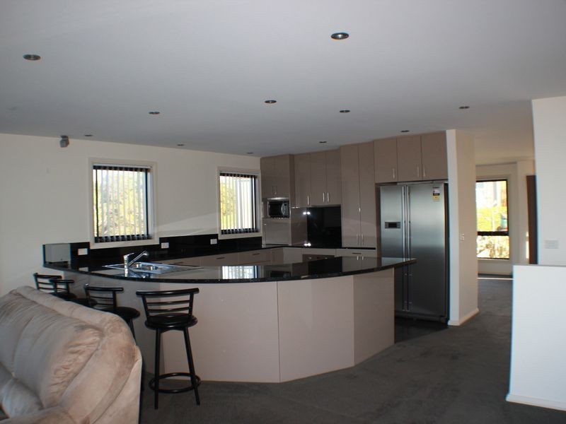 2 Panorama Crescent, Cooee TAS 7320