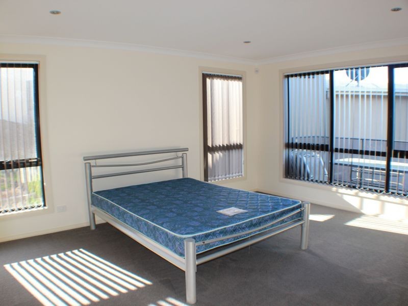 2 Panorama Crescent, Cooee TAS 7320