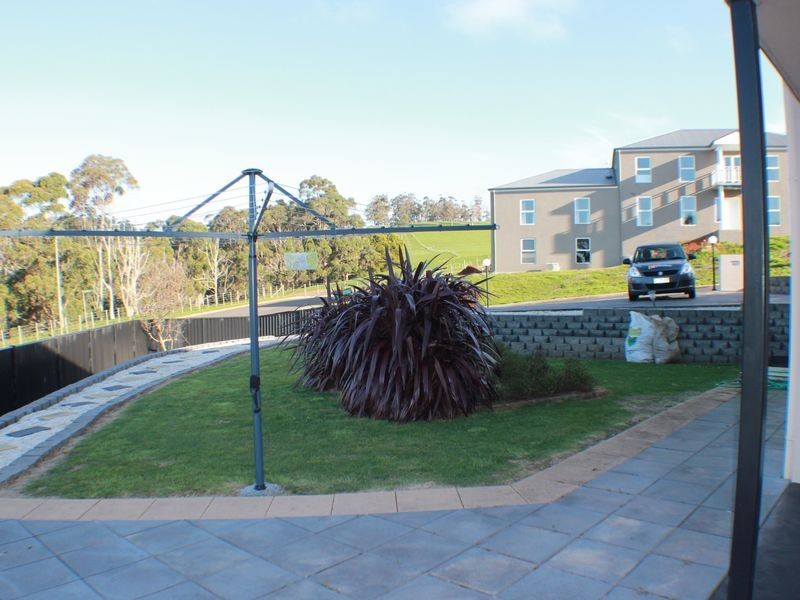 2 Panorama Crescent, Cooee TAS 7320