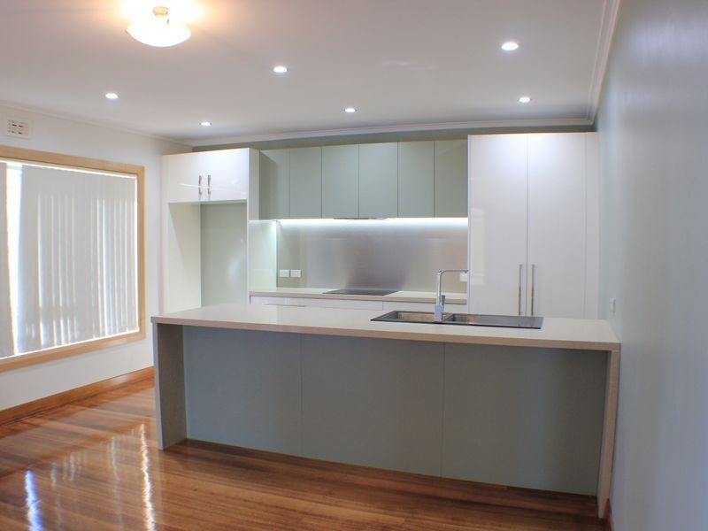 8 Athol Street, Somerset TAS 7322