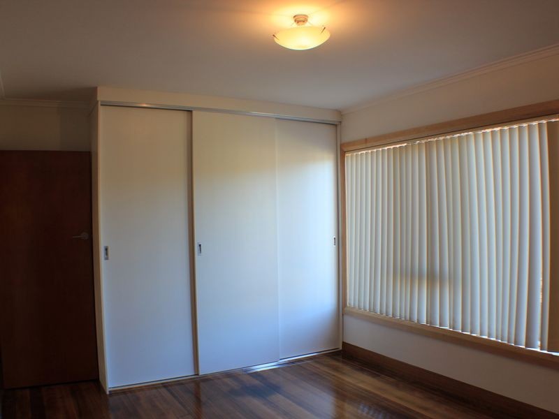 8 Athol Street, Somerset TAS 7322