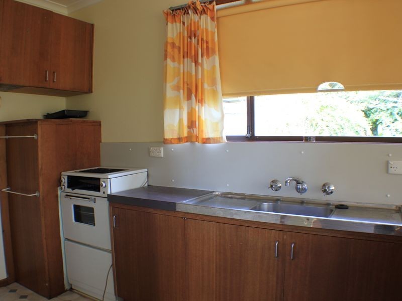 2 Lions Crescent, Park Grove TAS 7320