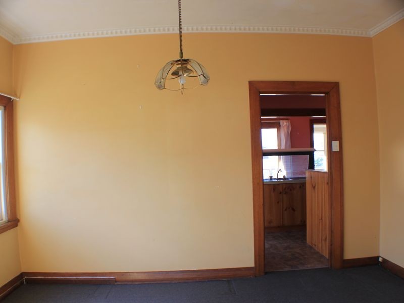 8 Morris Street, Cooee TAS 7320