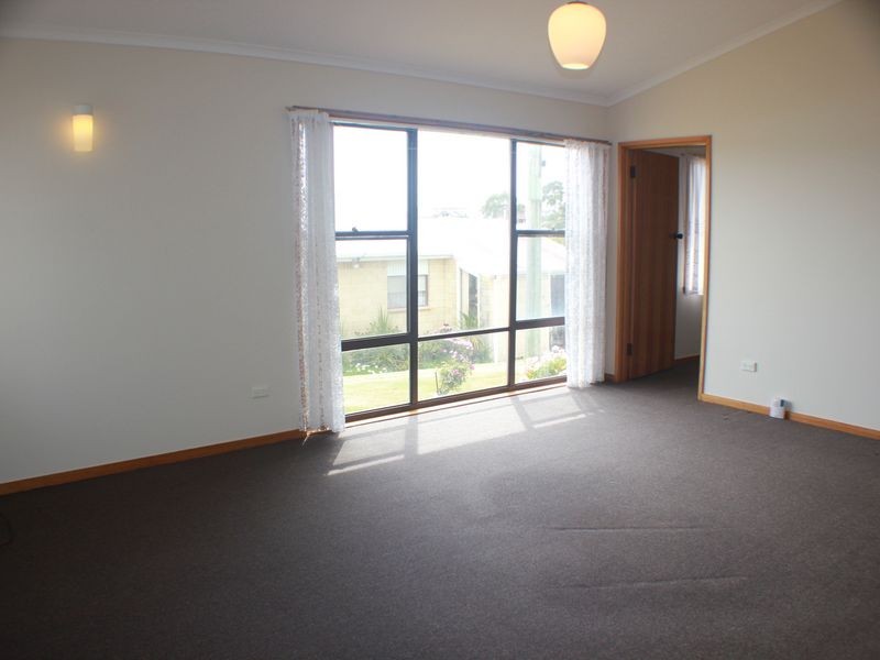10 Lions Crescent, Park Grove TAS 7320