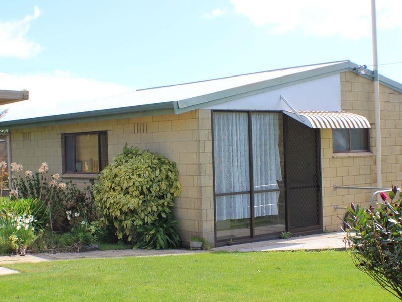 2 Lions Crescent, Park Grove TAS 7320