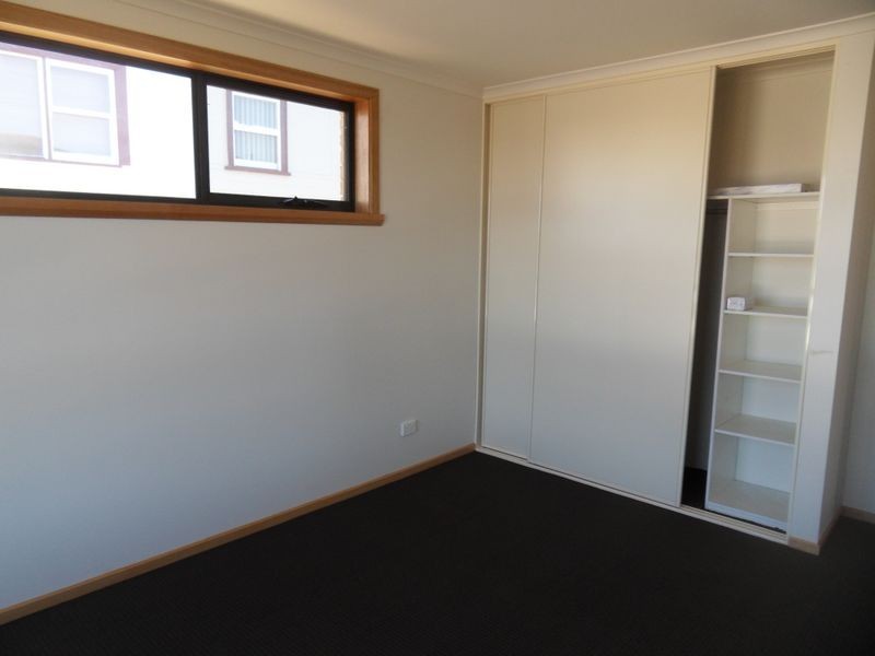 1/16 Mark Street, Hillcrest TAS 7320