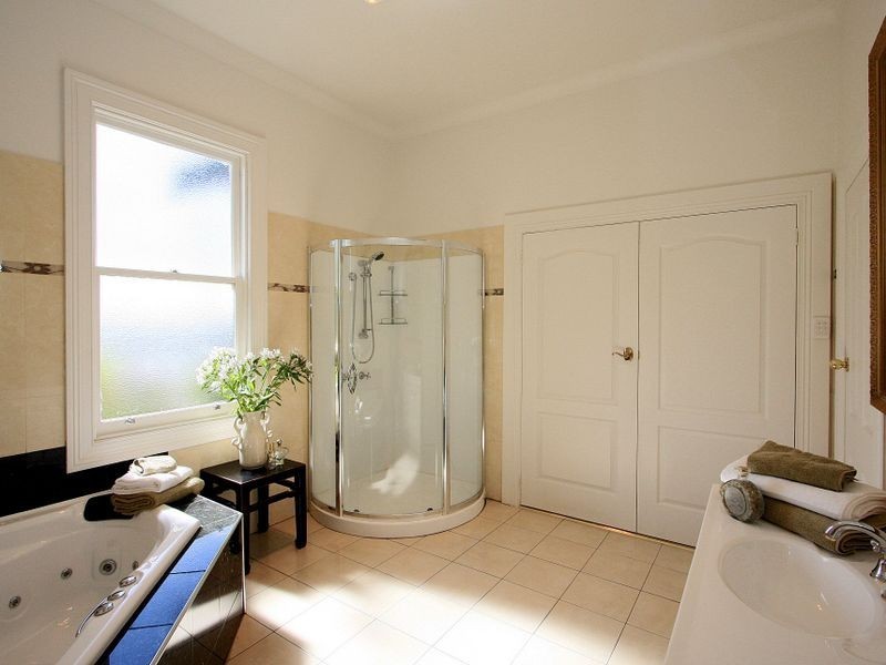 1 West Park Grove, Burnie TAS 7320