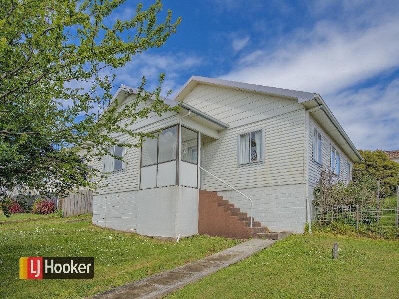 9 Verelle Street, Hillcrest TAS 7320